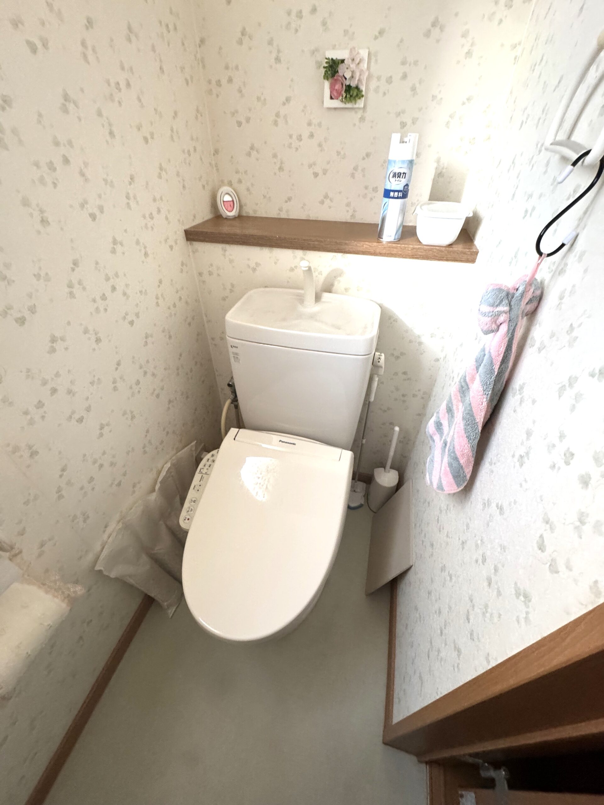 【戸建てトイレリフォーム】20万円でここまで変わる｜アラウーノ＋内装一新で上質空間に Before