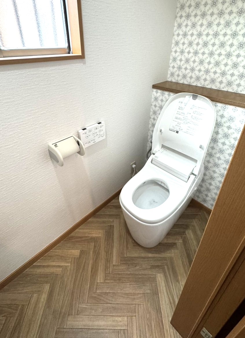 【戸建てトイレリフォーム】20万円でここまで変わるの写真
